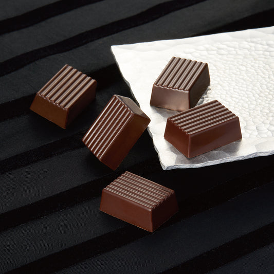 ピュアショコラ70%(ビターチョコレート)/AKUTAGAWA SELECTION